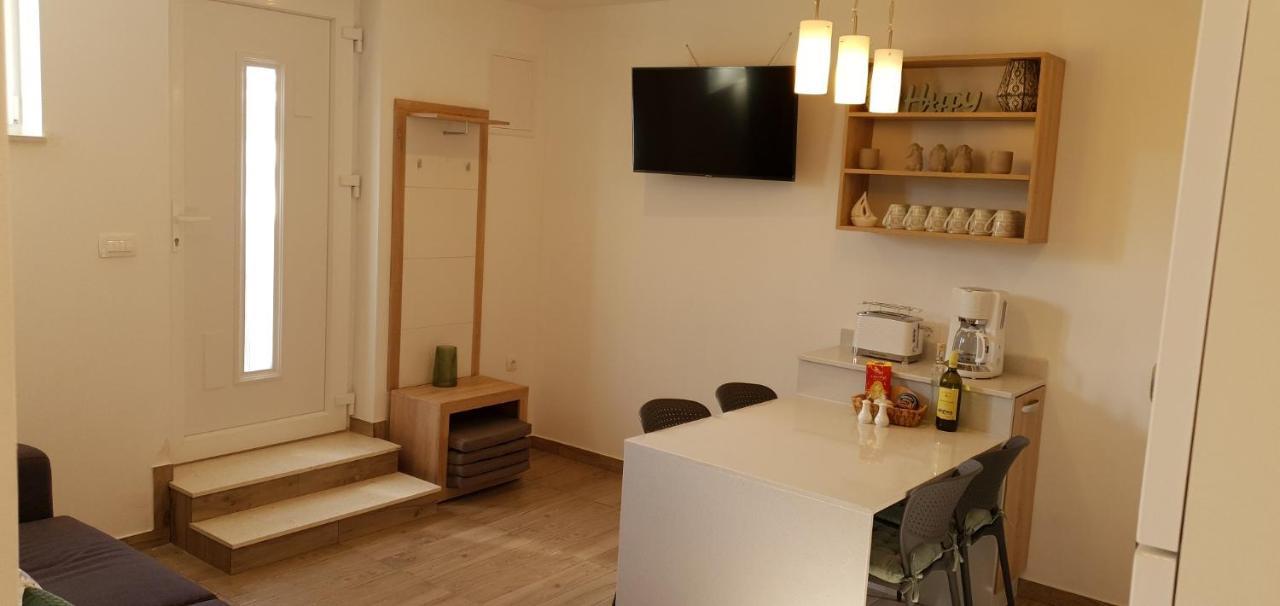 La Dolce Vita Apartments Unit 2 Posedarje Exteriör bild