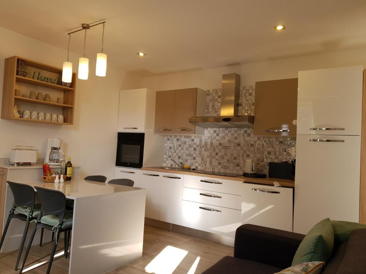 La Dolce Vita Apartments Unit 2 Posedarje Exteriör bild